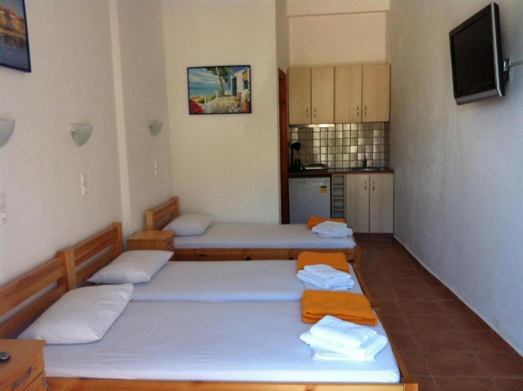 Lydia Mare Aparthotel Agios Kirykos  Bilik gambar