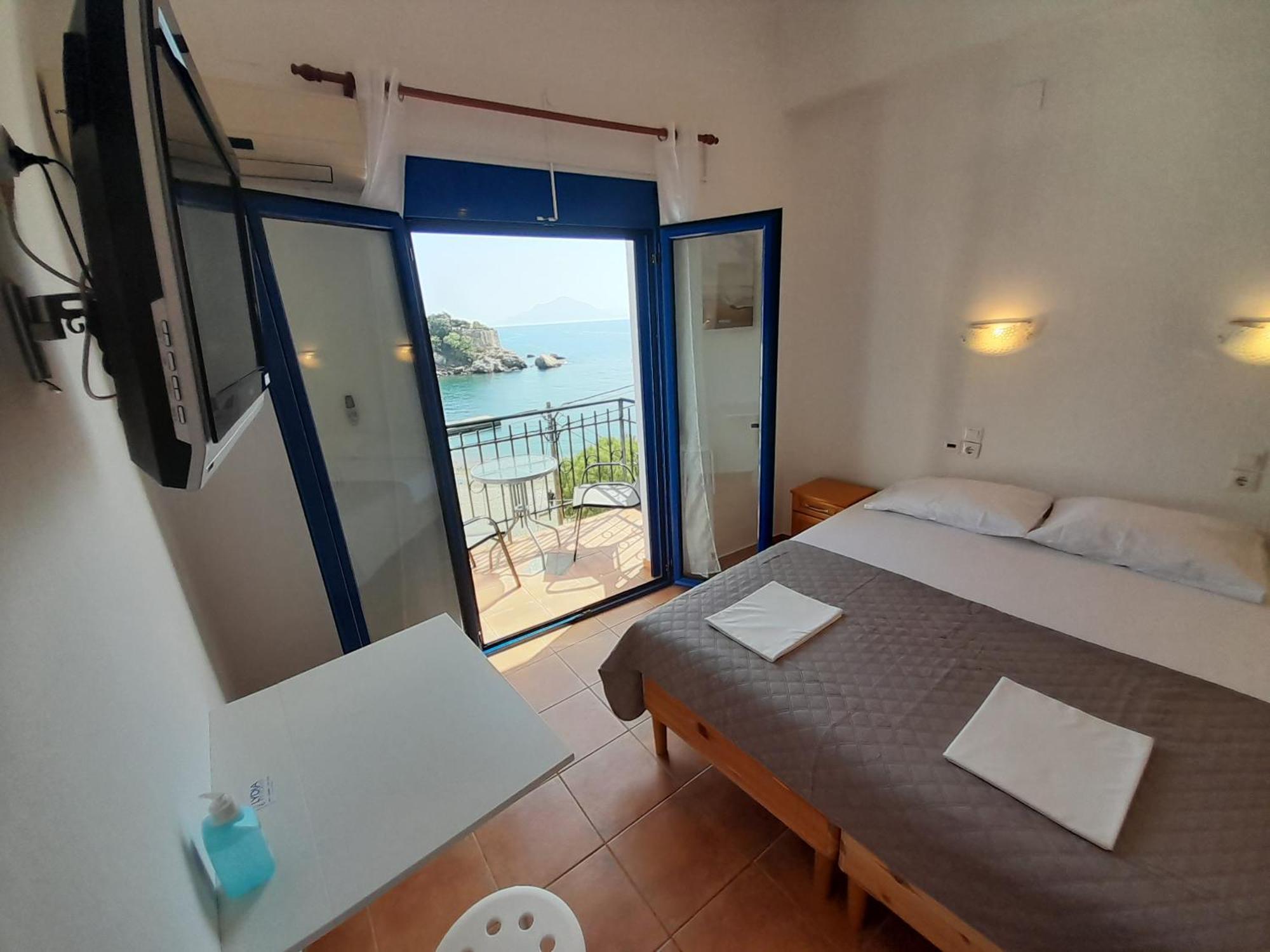 Lydia Mare Aparthotel Agios Kirykos  Luaran gambar