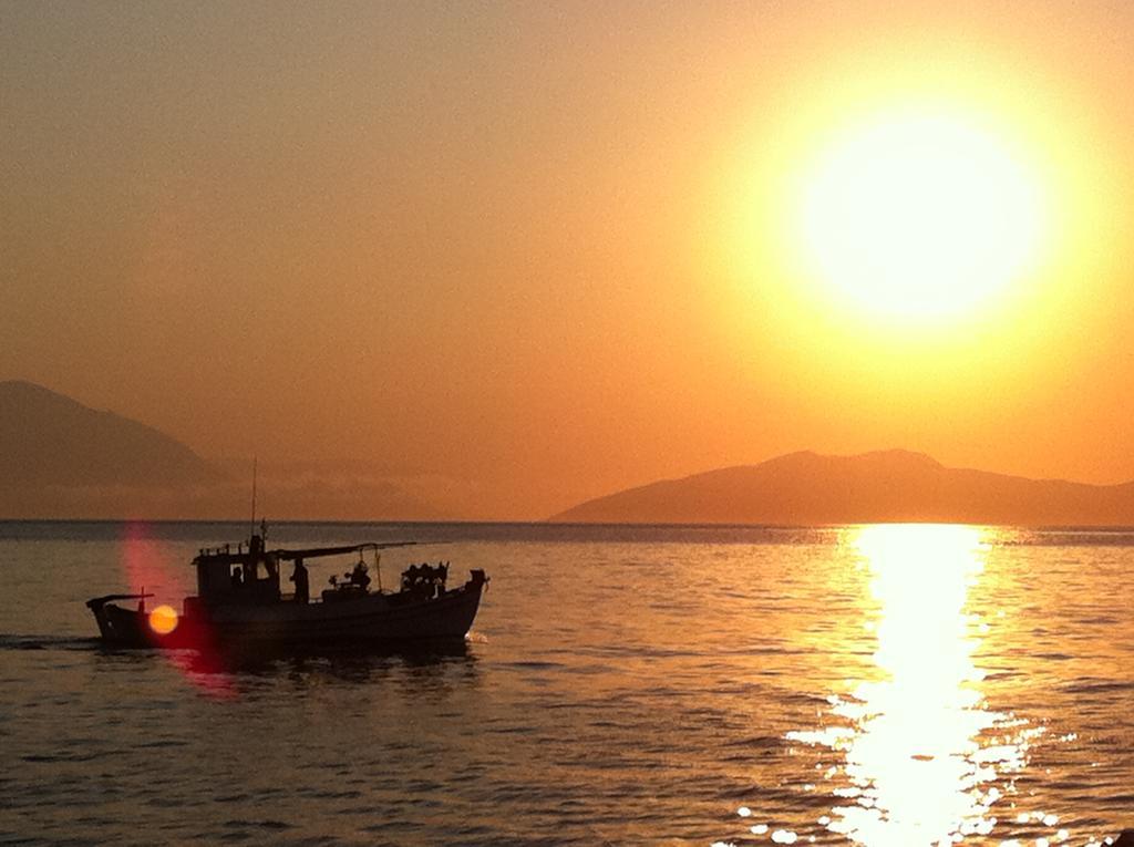Lydia Mare Aparthotel Agios Kirykos  Luaran gambar